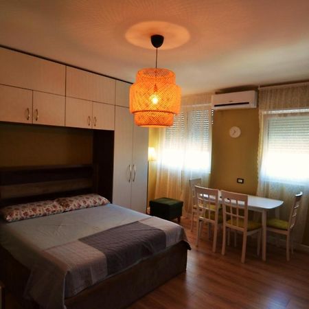 Studio Silva 2 Tirana Exteriör bild